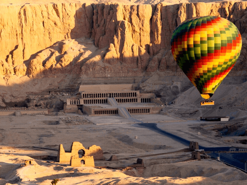 Luxor Tagesausflug & Heißluftballonfahrt ab Sahl Hasheesh